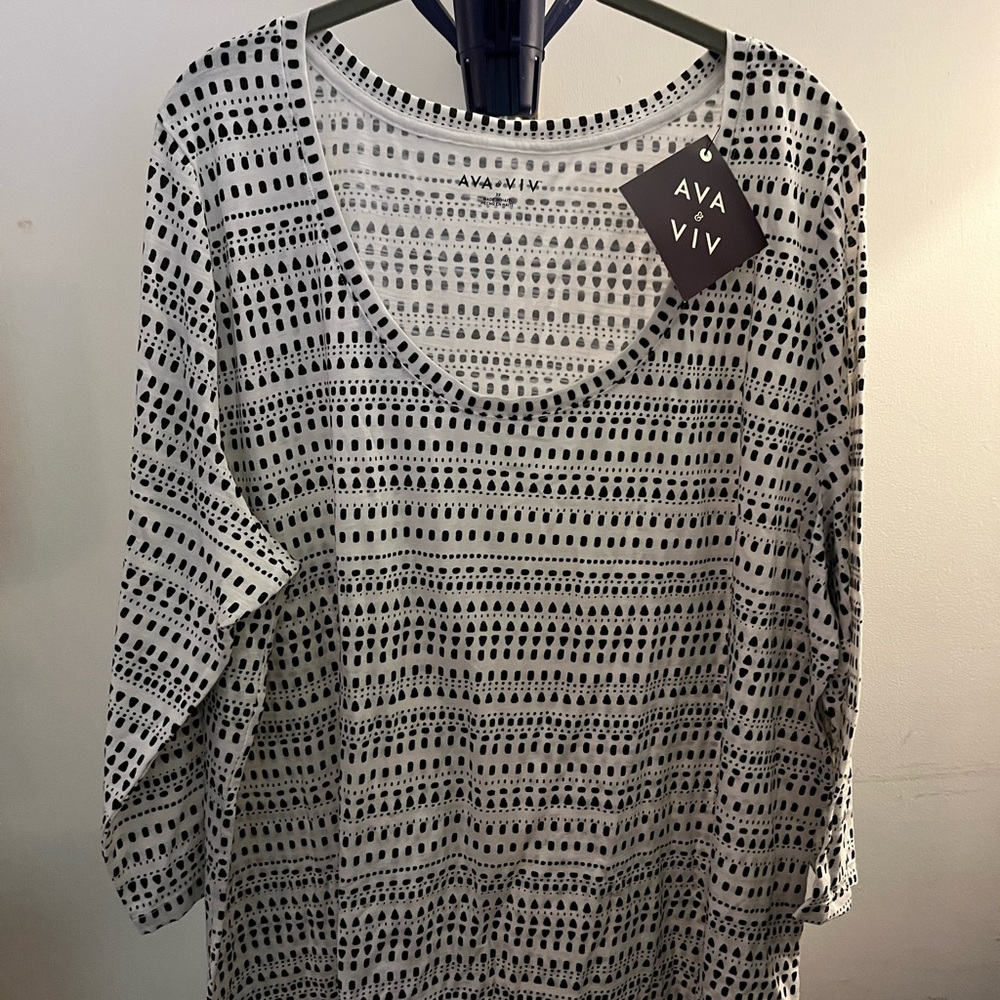 Ava & Viv Monochrome Geometric Women's 3/4 length sleeve tee